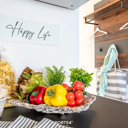 Relax Happy Schoenberger 숀베르게 슈트란트